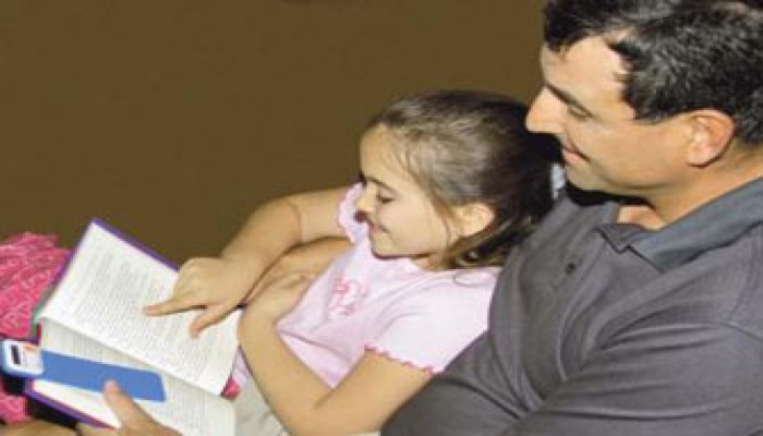 سمية مشهور تكتب: التربية العقلية للأبناء