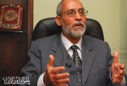 الرعيل الأول يستقبلون د. بديع المرشد العام