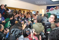 فضيلة المرشد العام يشكر الصحفيين ووسائل الإعلام