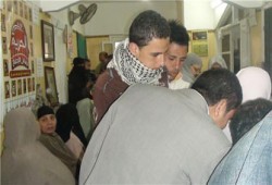 قافلة طبية بمقر نواب الإخوان بالدقهلية