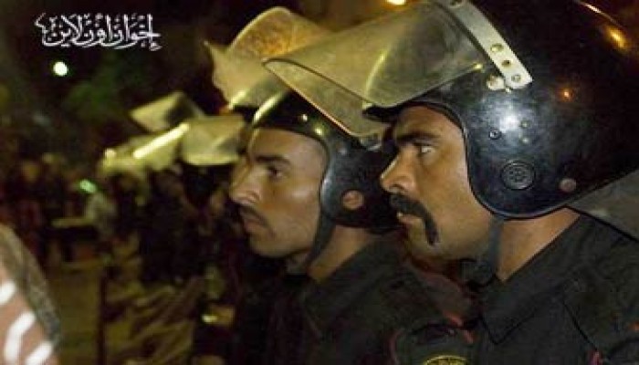 الأمن يحاصر نشطاء "الحرية لغزة" بالعريش