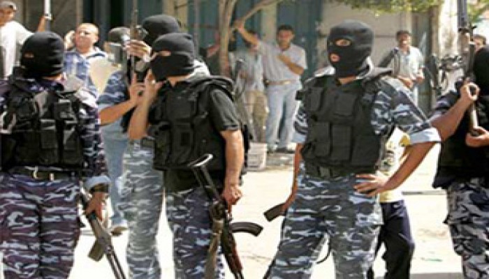 ميليشيا عباس والاحتلال يختطفان 7 من حماس بالضفة