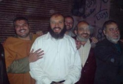 إطلاق سراح سيد معروف وإخوانه يستقبلونه قرب الفجر