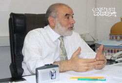 "التشريعي الفلسطيني" يستنكر معاقبة "الأقصى" و"المنار"