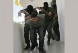 الاحتلال يعتقل 16 فلسطينيًّا بينهم مريض