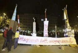 اعتداء على مسجد بجنيف والانتقادات تتزايد ضد حظر المآذن