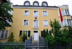 الصين تتجسس على المسلمين الأويجور بألمانيا