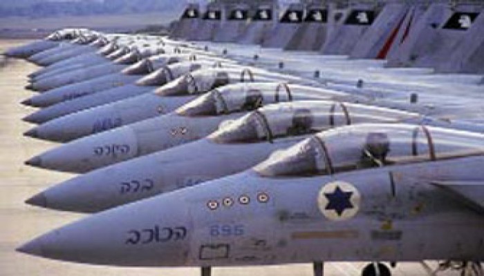 حريق هائل يُدمِّر مخزن أسلحة تابعًا لسلاح الجو الصهيوني