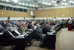 البرلمان العراقي يبدأ استجواب وزير النفط