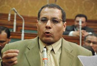 مطالب برلمانية بإعادة هيكلة السكة الحديد وتقنين محاسبة الوزراء