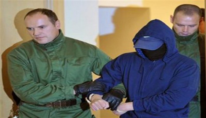 بدء محاكمة قاتل "الشربيني" وسط حراسة مشددة