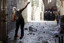 حماس: معركة القدس بدأت والسلطة توفر الغطاء للاحتلال