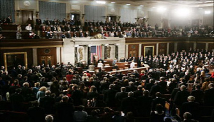 الكونجرس يجيز محاكمة معتقلي جونتنامو بواشنطن