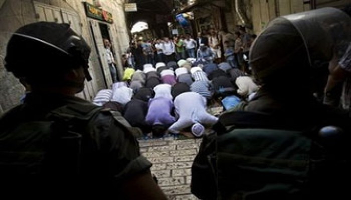 نشطاء يدشنون حملةً لنصرة الأقصى على الـ"فيس بوك"