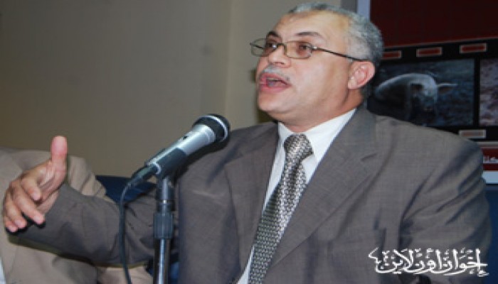 "خليّ السلاح صاحي"