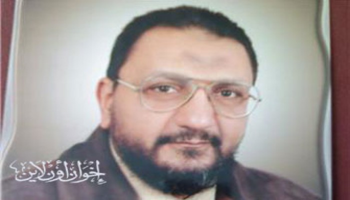 المرشد العام يواسي د. محمد كمال في وفاة شقيقته