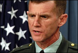 ماكريستال: الولايات المتحدة قد تخسر الحرب في أفغانستان