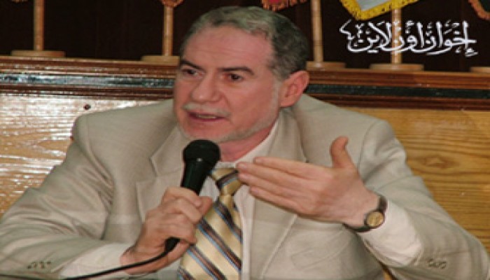 "الأطباء العرب" يقدم 3000 شنطة مدرسية لأبناء غزة