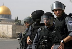 الاحتلال يمنع زحف المصلين للمسجد الأقصى