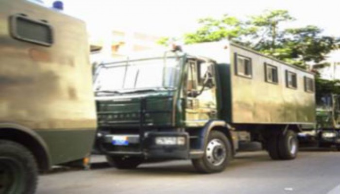 أبو الفتوح ينظم إفطارًا لأبناء دائرته تحت الحصار الأمني