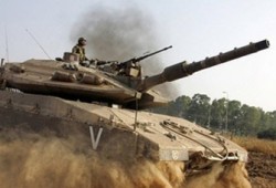 توغل محدود لآليات صهيونية شرق مخيم البريج