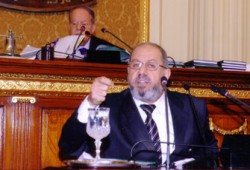 سؤال عاجل حول فضيحة ري أراضي الخانكة بمياه الصرف