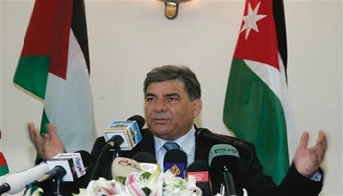 قيادي فتحاوي يتبرأ من المقاومة!