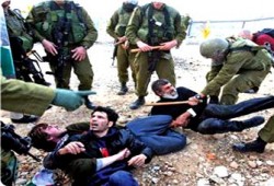 تسجيل مصوَّر يفضح همجية الاحتلال في التصدي للمظاهرات