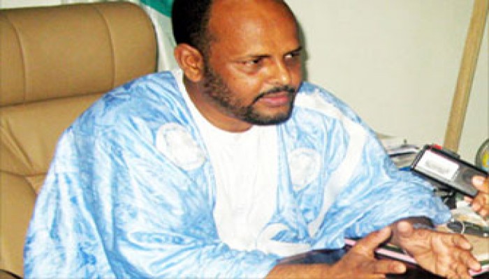 ولد منصور يهنئ ولد عبد العزيز برئاسة موريتانيا