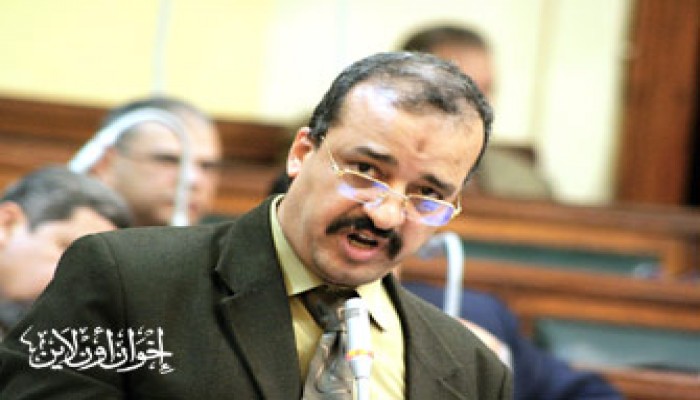 حوار مع إبراهيم عيسى ومقال (الجماعة المسجونة)