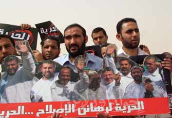 القضاء الإداري يقرر الإفراج عن 13 من رهائن العسكرية