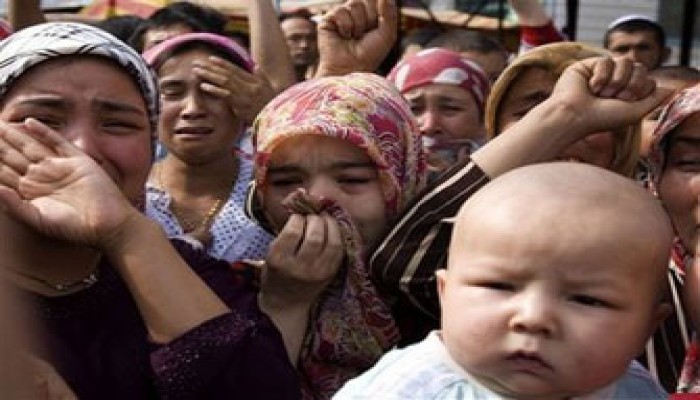 عصابات صينية تمارس الإرهاب ضد مسلمي سنكيانج