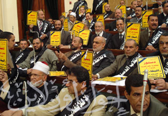 الإخوان والدورة الثانية.. معركة التعديلات الدستورية