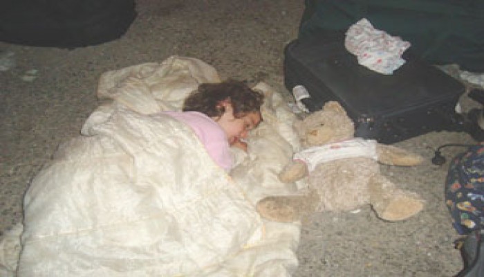 اعتصام الحركة الدولية لفتح معبر رفح يدخل يومه العاشر