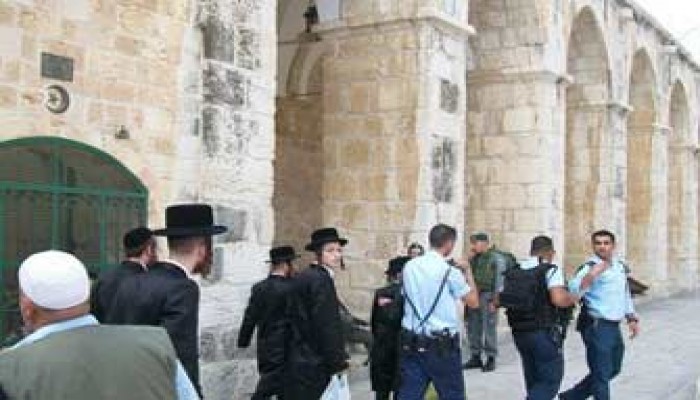 "الأطباء العرب" يدين الاقتحام الصهيوني للأقصى المبارك