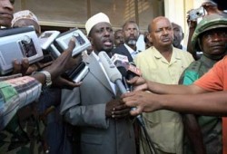 الرئيس الصومالي يلتقي الصحفيين المعتزلين بسبب العنف