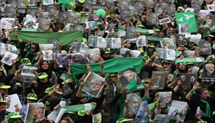 إيران.. الحرس الثوري يهدد منافسي نجاد في الانتخابات الرئاسية