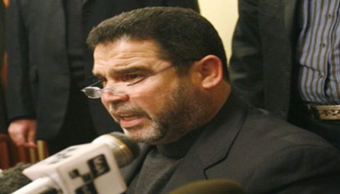 حماس تسلم مصر تقريرًا عن تحالف أمن عباس مع الاحتلال