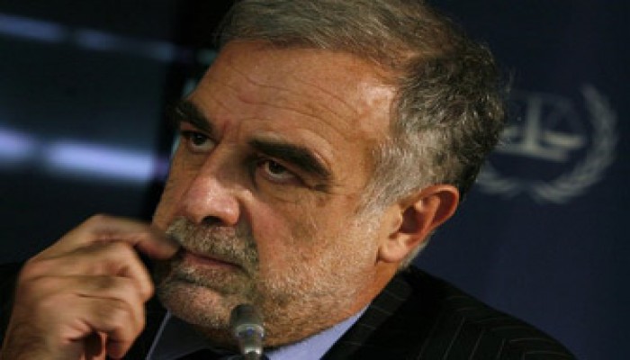 أوكامبو يطالب مجددًا بتوقيف الرئيس السوداني