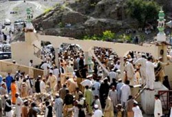 مقتل وجرح العشرات في هجوم أثناء صلاة الجمعة بوادي سوات