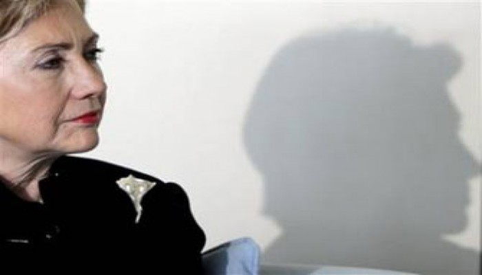 تأجيل لقاء كلينتون بناشط مصري غامض