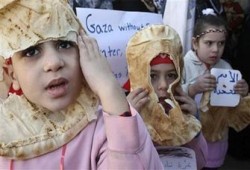 4% من أطفال غزة مصابون بمرض " لين العظام"