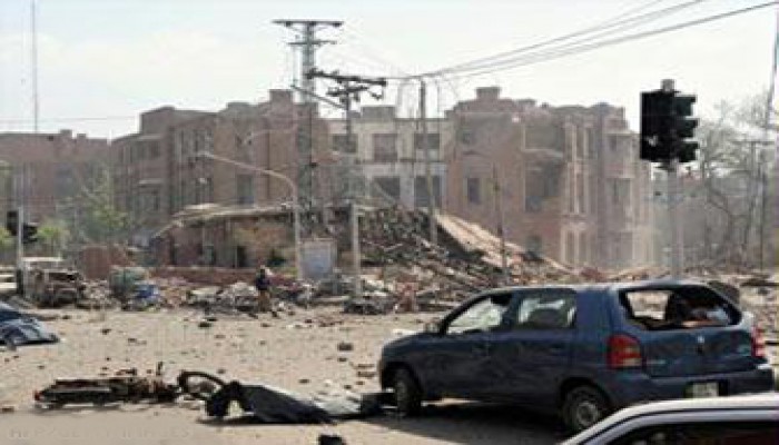 عشرات القتلى والجرحى في انفجار يهزُّ "لاهور" بباكستان