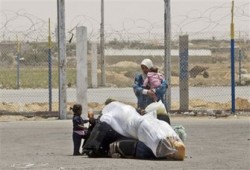 ألفا فلسطيني عبروا رفح ومُطالبة بفتح دائم للمعبر