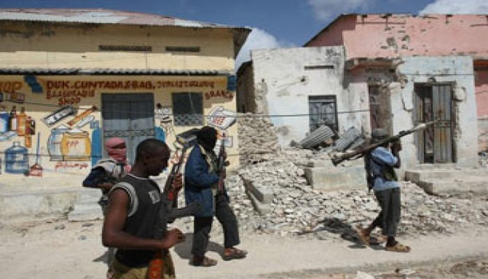 قيادات قبلية ودينية تسعى لاحتواء القتال في الصومال