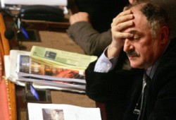 نائب إيطالي: حصار غزة أبشع جريمة في الإنسانية