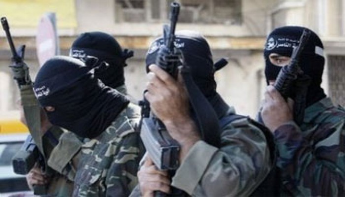 المقاومة تصد محاولة توغل والاحتلال يقصف أهدافًا بغزة