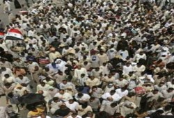 عمال العراق.. معاناة بسبب الحكومة والاحتلال