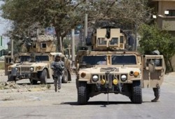 الصحافة العالمية: الأمريكيون لا ينوون الرحيل عن العراق