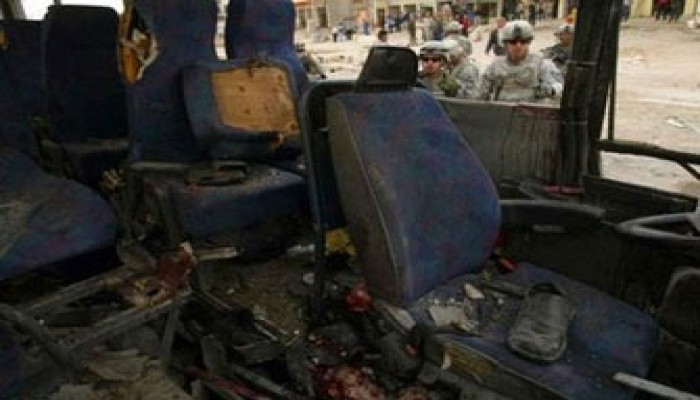 المقاومة العراقية تقصف قاعدة بالموصل وتدمِّر مدرعاتٍ ببغداد